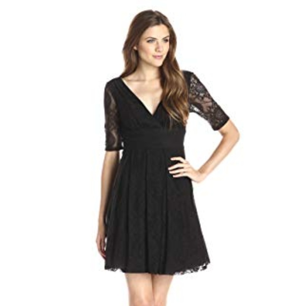 🌼 Betsey Johnson Fit & Flare Lace Dress🌼